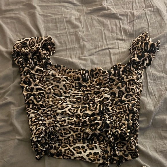 Tiger Mist Cheetah Print Set - Picture 2 of 3